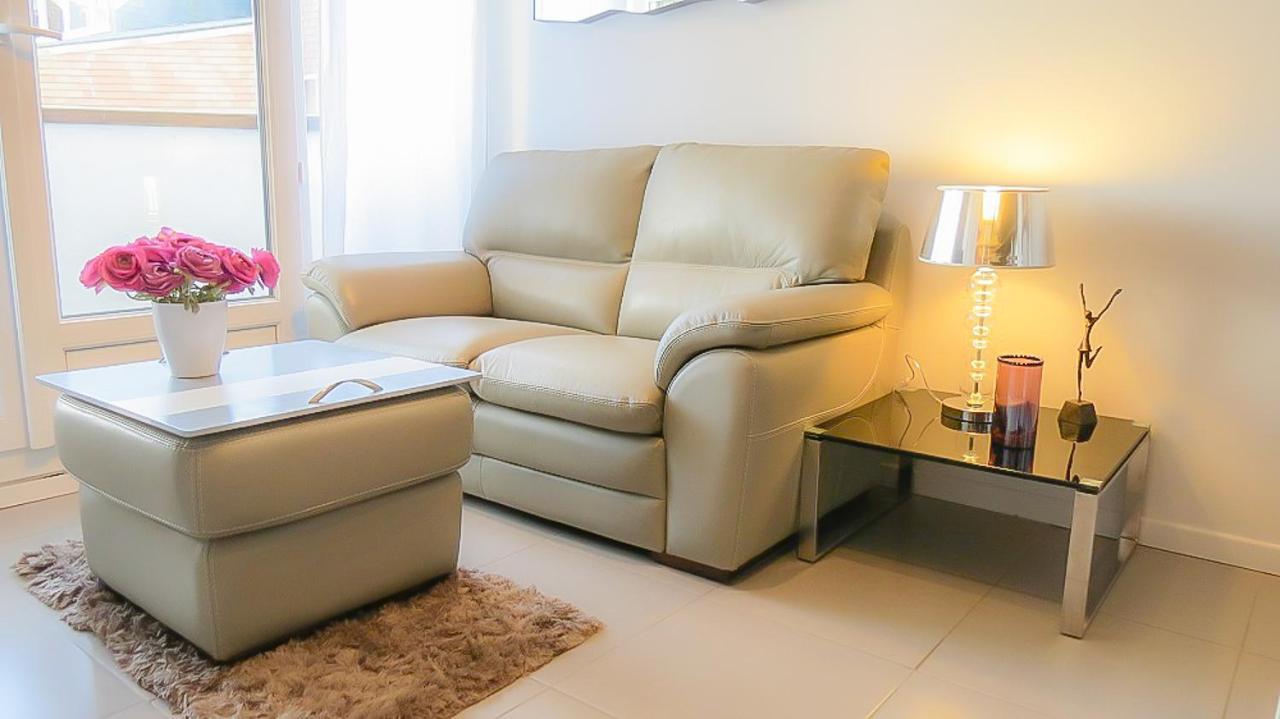 Cabourg, Cosy Appartement Avec Balcon + Parking Prive Exterior photo