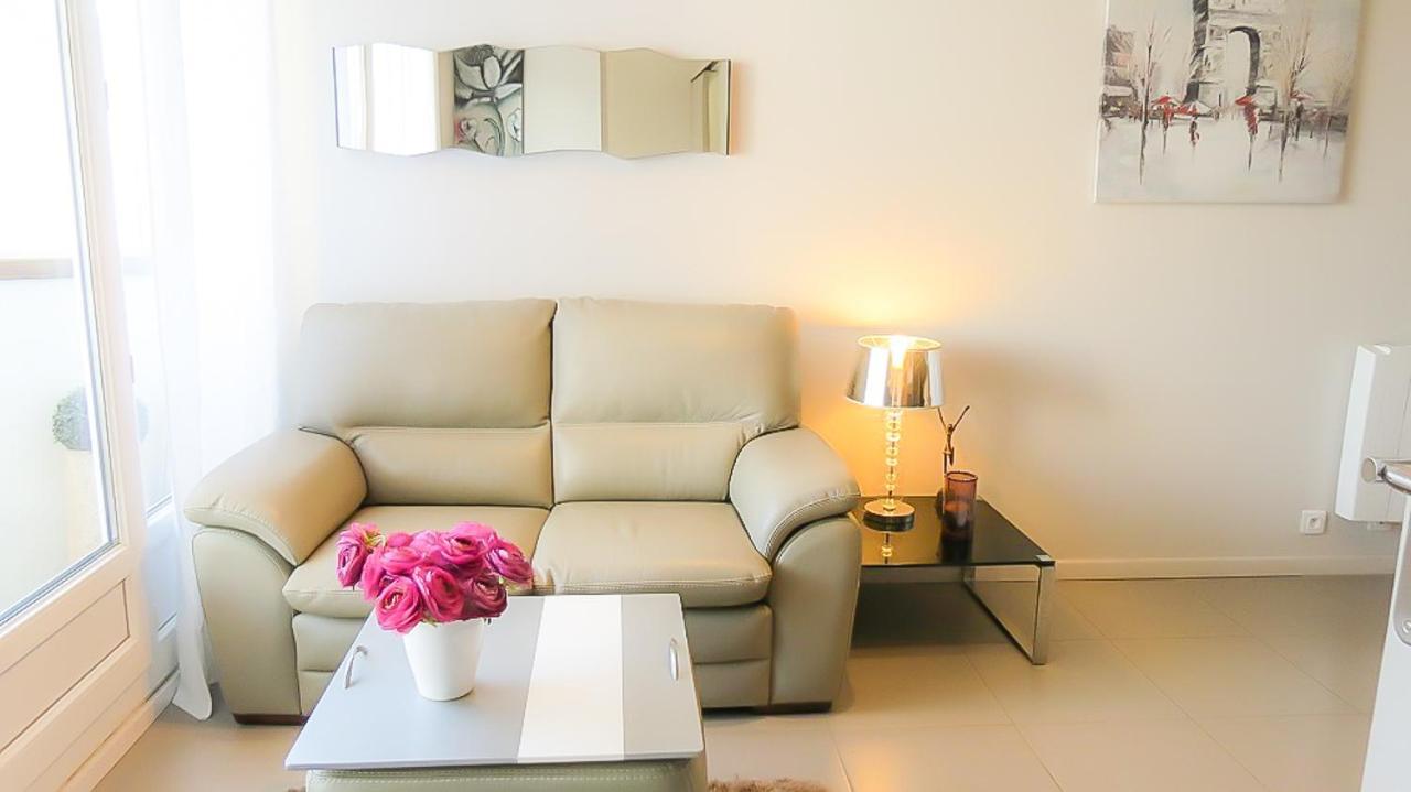 Cabourg, Cosy Appartement Avec Balcon + Parking Prive Exterior photo